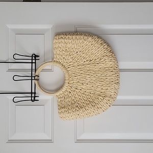 Straw purse